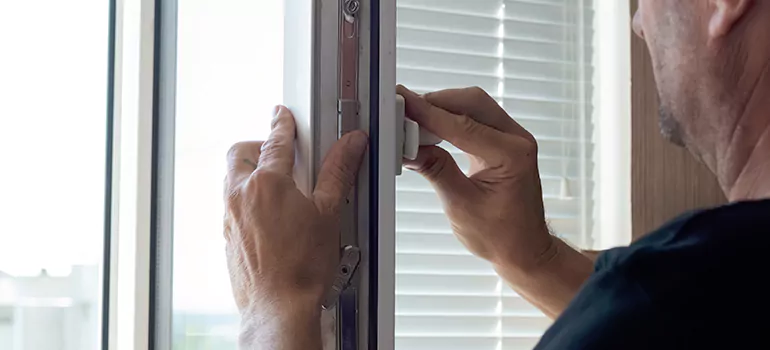 Custom Hopper Windows in Lakeside, FL