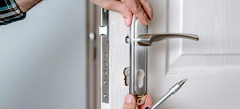 Front Door Knob Repair in Lakeside, FL