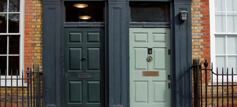 Heavy Duty Storm Door in Lakeside, FL